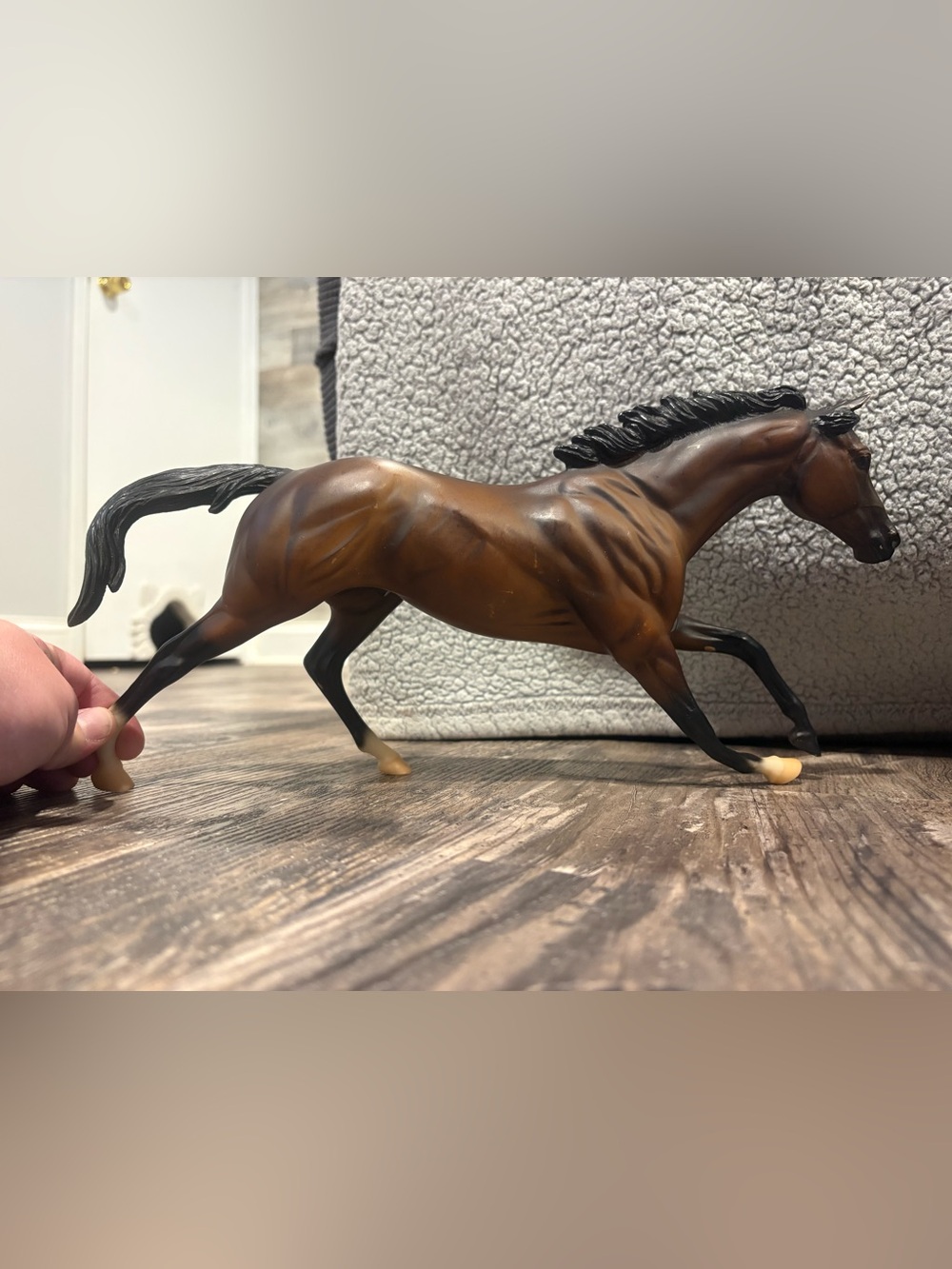 Breyer Cigar BODY condition - cannot stand on own
